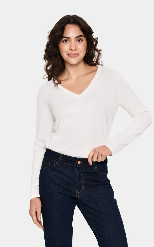 Saint Tropez- Mila V-Neck Pullover